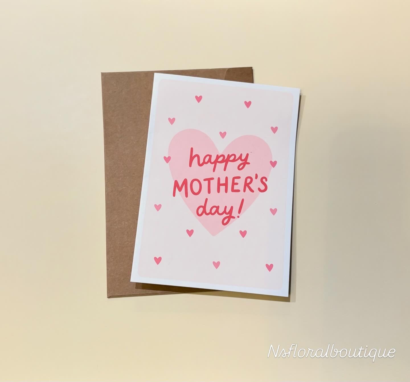 Mother’s Day card pink heart design